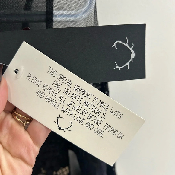 AMAZING delicate long laced dress by FOR LOVE & LEMONS - Picture 10 of 13